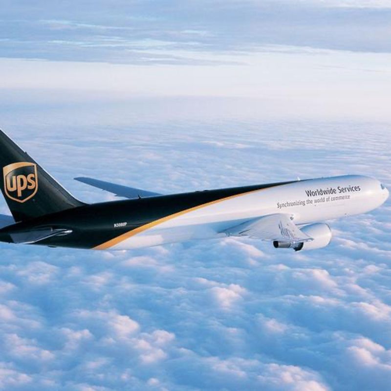 Logistica di distribuzione ed immagazzinare l'aereo da trasporto di DHL della gestione di servizi all'itinerario di commercio dei Paesi Bassi
